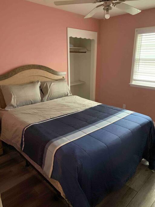 Remodeled House Minutes To Falls Attractions Villa Niagarafallen Exteriör bild